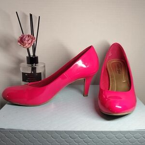 Predictions Vibrant Pink Heel Woman's Shoes